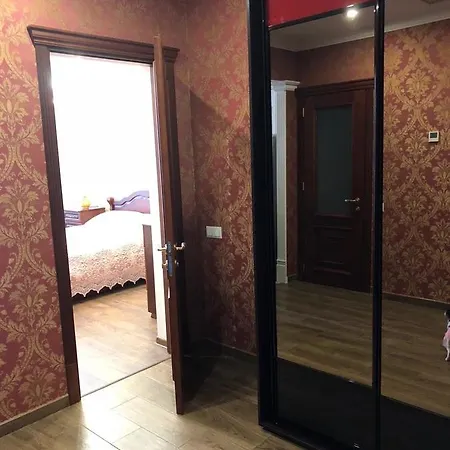 On Velyka Arnauts'ka Str Апартаменты