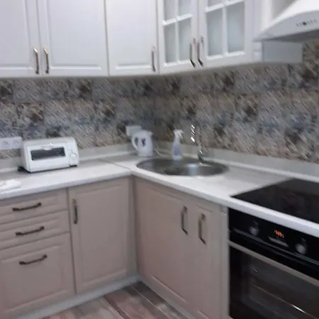 Apartment On Velyka Arnauts'ka Str *